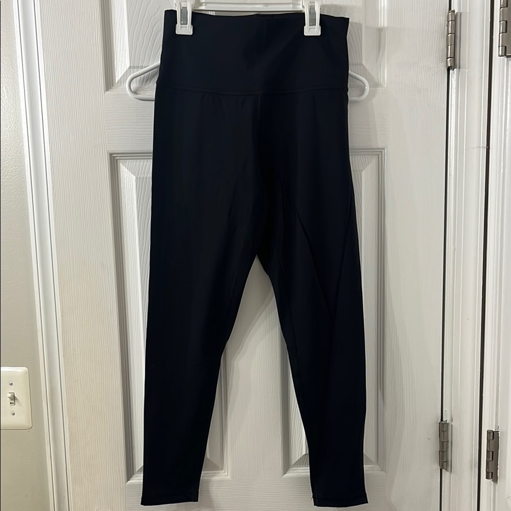 Black High-Waisted Leggings from Noli size medium